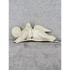 Vintage Style Cream Love Birds Doves Wall Plaque Shabby Chic Decor 11″