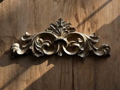 Fleur de lis Wall Topper Pediment, Over Door Wall Fleurs Royal King Queen NEW