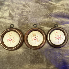Set of 3 Round Wood Floral Wall Plaques Hanging Wall Mounted Brown White Pink