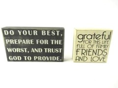 Lot of 2 Wooden Home Decor Plaques – Trust God & Grateful for Family