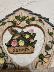 Welcome Sign With Key Hooks/Resin & A Bird Sign To Interchange For All Seasons