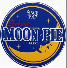 Hangtime MOON PIE Nostalgic 24 inch Garage Sign