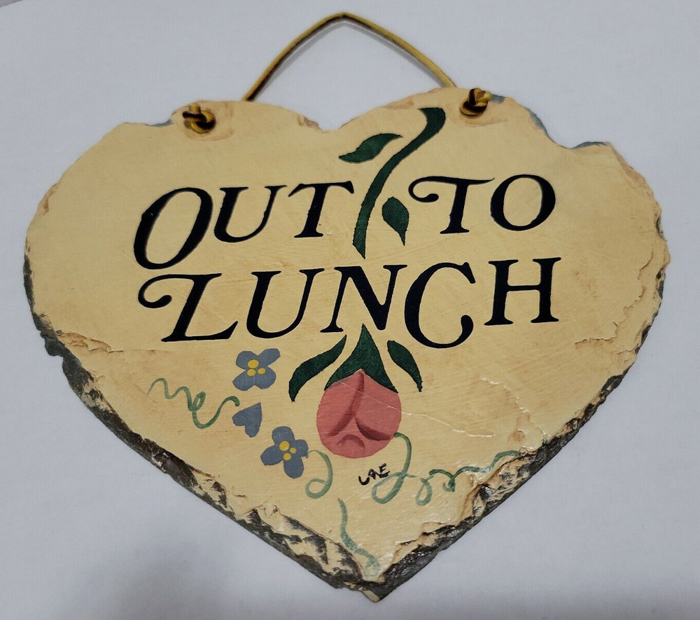 Vtg 1998 Plain Jane Handcrafted Heart Shape Slate Wall Hanging OUT TO LUNCH 8″