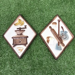 2 Vintage Lefton Diamond Ceramic Kitchen Wall Plaques 3003